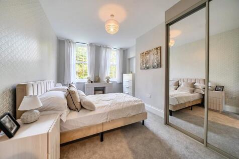 1364051-5-68e54d7...