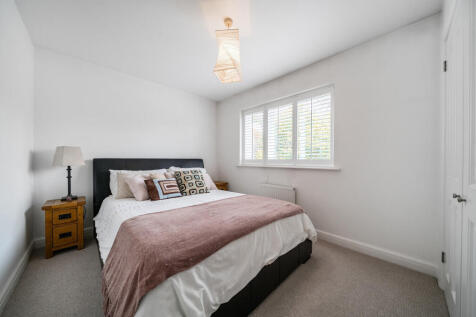 1369328-7-68fa109...