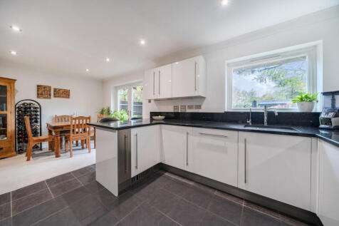 1369328-10-68fa10...