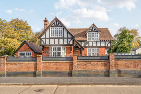 1373297-6-6900a73...