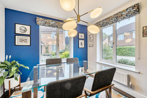 1364673-2-68e9260...