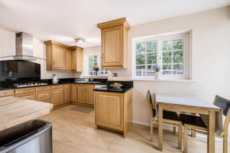 1365652-16-68ee76...