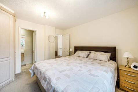 1365652-4-68ee766...