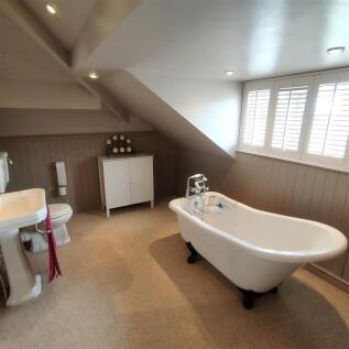 First Floor Bathroom