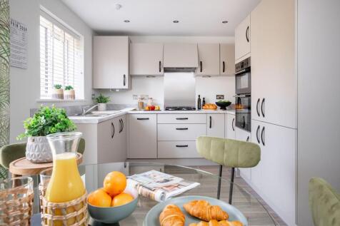 Enjoy relaxed Sunday mornings in your kitchen diner
