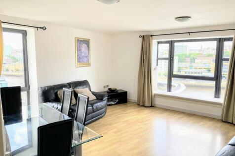 Living Room/ Dining Room