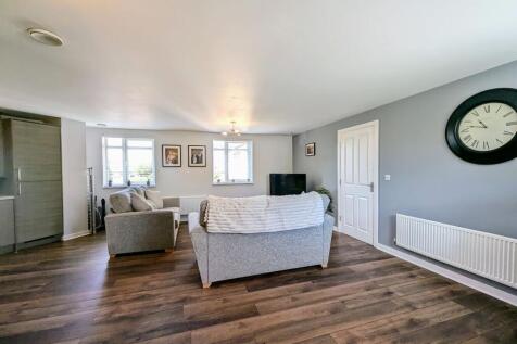 Lounge / Dining Room
