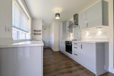 Kitchen / Dining Area