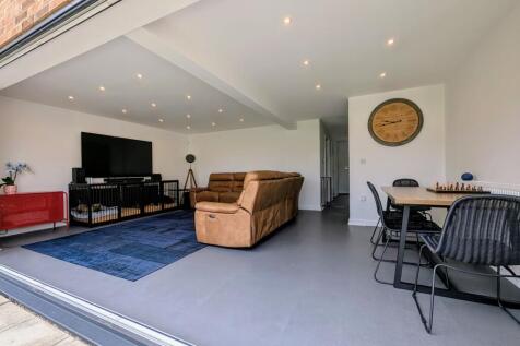 Lounge/Diner