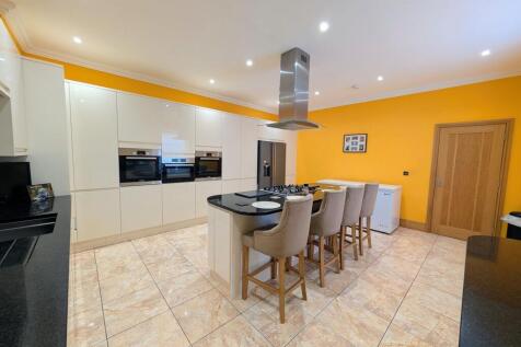 Kitchen/Breakfasting Room