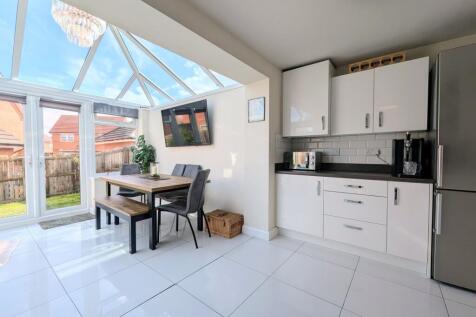 Open Plan Sun Room