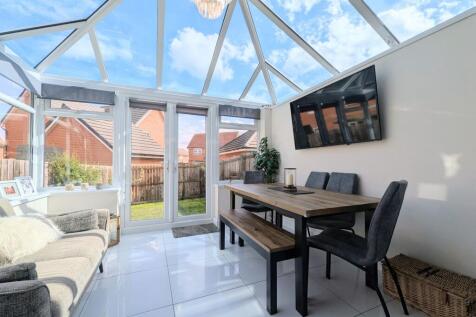 Open Plan Sun Room