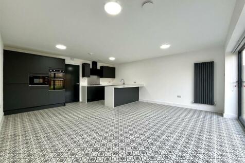 Dining Kitchen Aspect 2