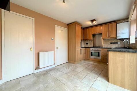 Dining Kitchen Aspect 2