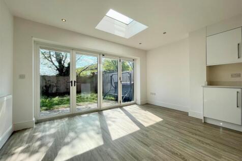 Dining Area / Bi-fold Doors to Garden