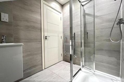 Bedroom 1 Ensuite Shower Room 2