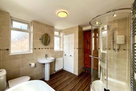 Bathroom Aspect 3