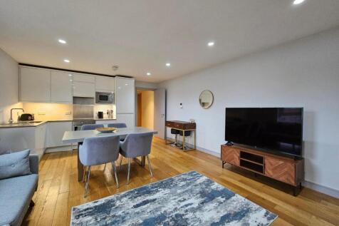 Open Plan Living Dining Kitchen