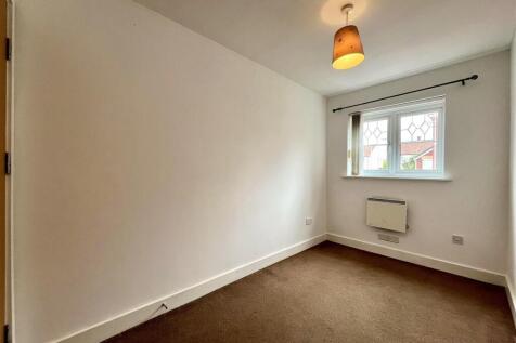 Bedroom 2 Aspect 2