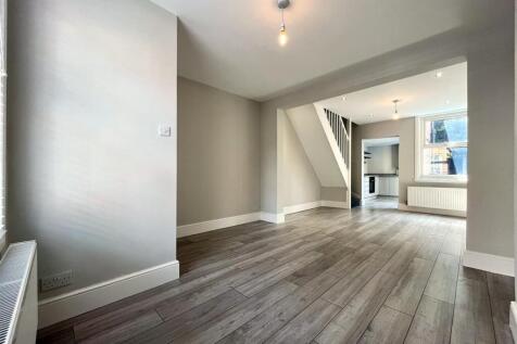 Living / Dining Area Aspect 2