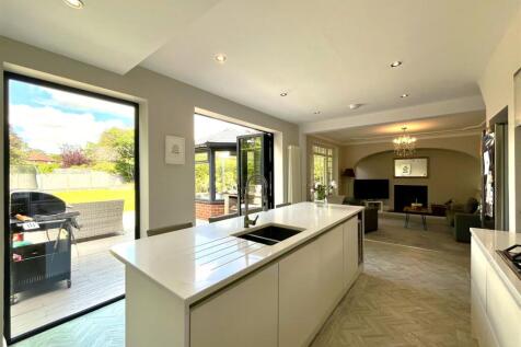 Kitchen Area Aspect 2