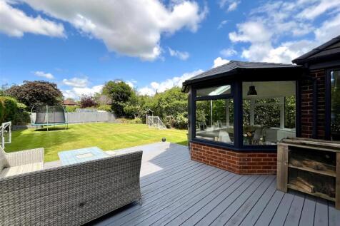 Decked Area Aspect 2