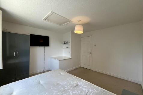 Bedroom 1 Aspect 3