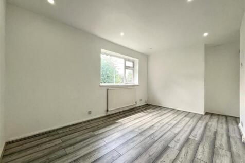 Bedroom 1 Aspect 2