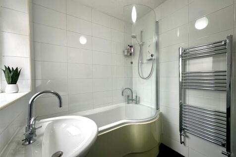 Bathroom Aspect 2