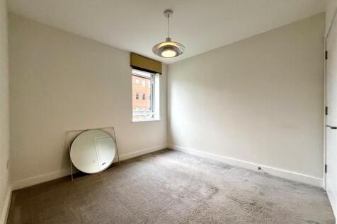 Bedroom 2 Aspect 2