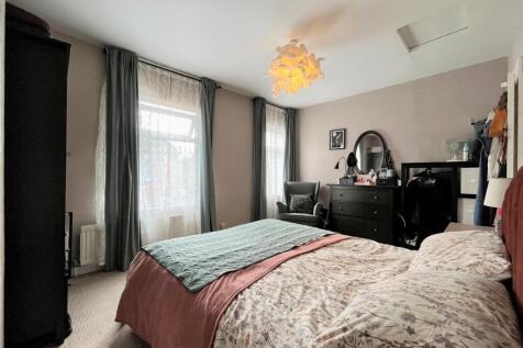 Bedroom 1 Aspect 2