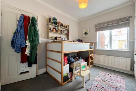 Bedroom 2 Aspect 2