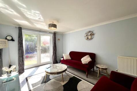 Living Room Aspect 2