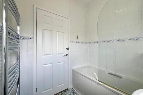 Bathroom Aspect 2