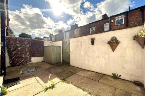 Backyard Aspect 2