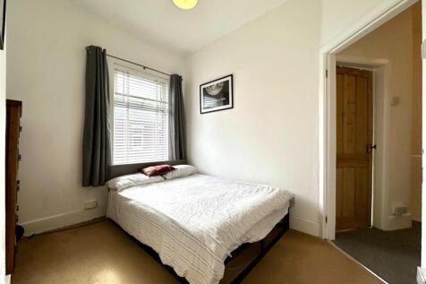 Bedroom 1 Aspect 2