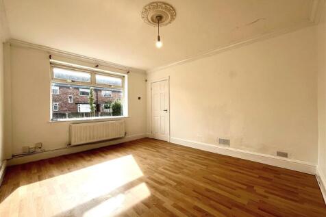 Living Room Aspect 3