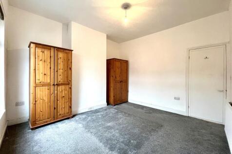 Bedroom 1 Aspect 2