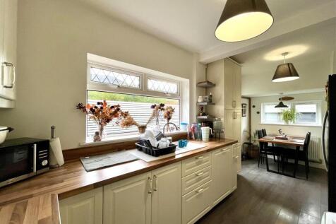 Breakfast Kitchen Aspect 4