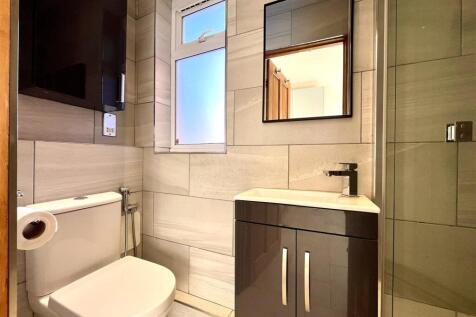 Ground Floor WC/Shower Room