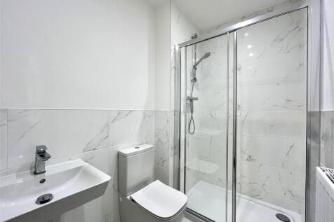 Top Floor Shower Room