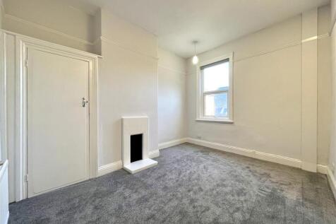 Dining Room / Bedroom 3