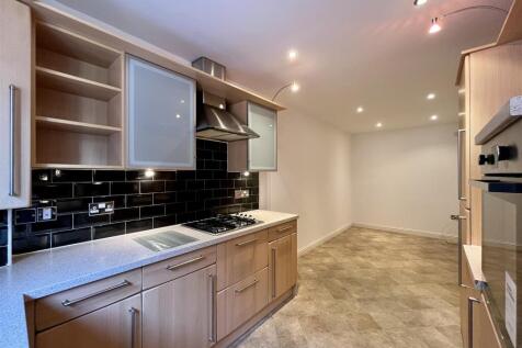 Kitchen Area Aspect 3