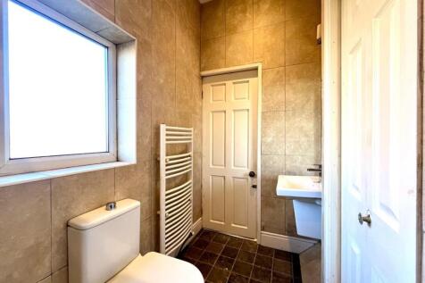 Shower Room Aspect 2