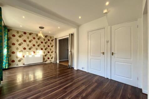 Dining Room Aspect 3