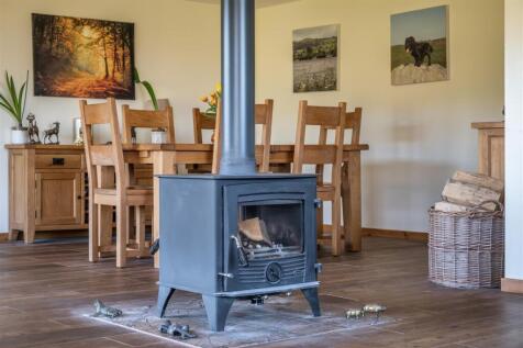 Sunnycroft - cameo high res-2.jpg