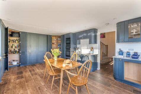 Sunnycroft - interior high res-5.jpg