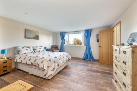 Sunnycroft - interior high res-11.jpg
