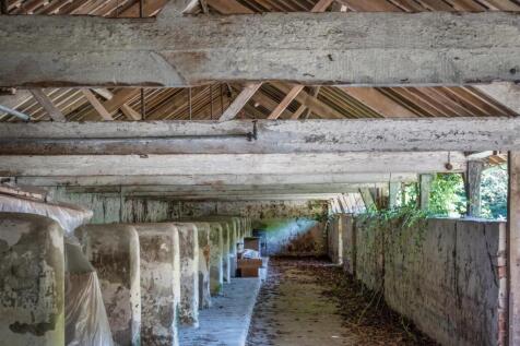 Amouracre Farm - exterior high res 8 of 22.jpg