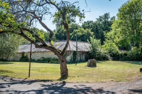 Amouracre Farm - exterior high res 13 of 22.jpg